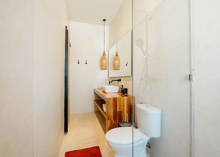 Apartamento X - 1bedroom Mezanine In Bumbak Near Canggu