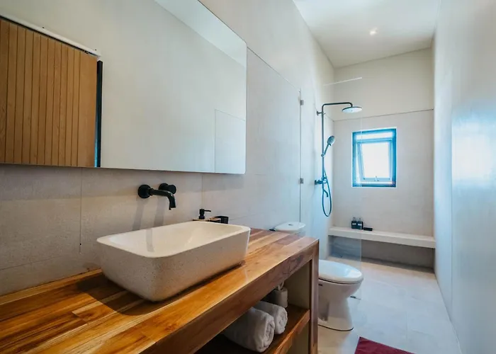 X - 1bedroom Mezanine In Bumbak Near Canggu