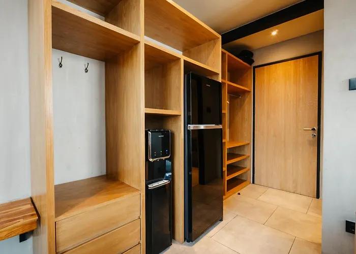 X - 1bedroom Mezanine In Bumbak Near *