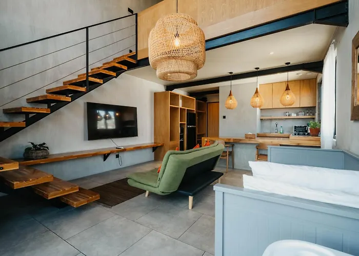 X - 1bedroom Mezanine In Bumbak Near